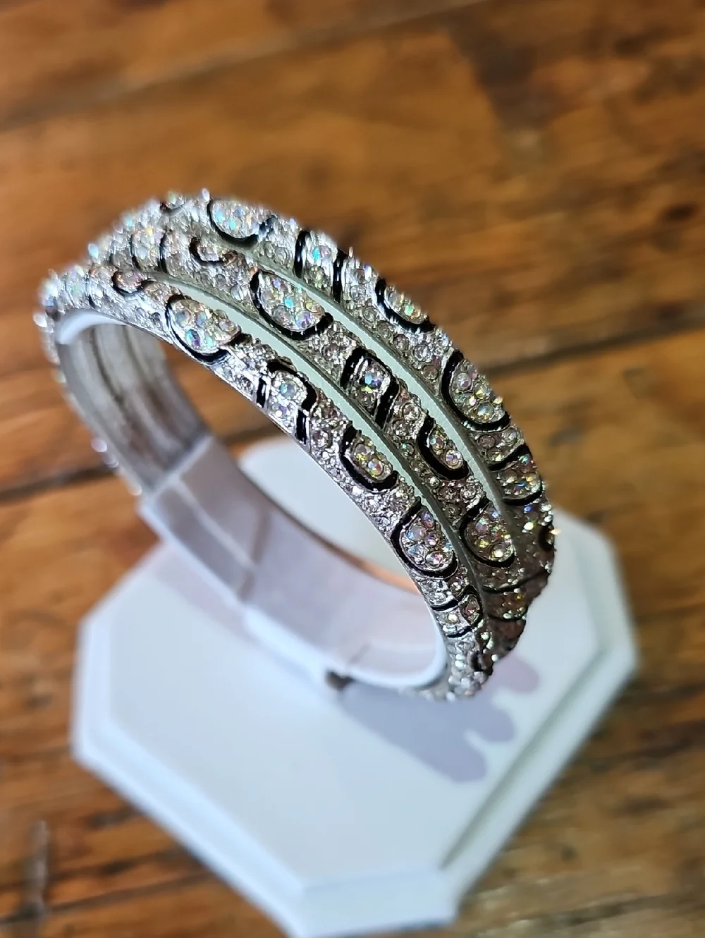 Beautiful Crystal Bangle Set - Picture 2 of 3